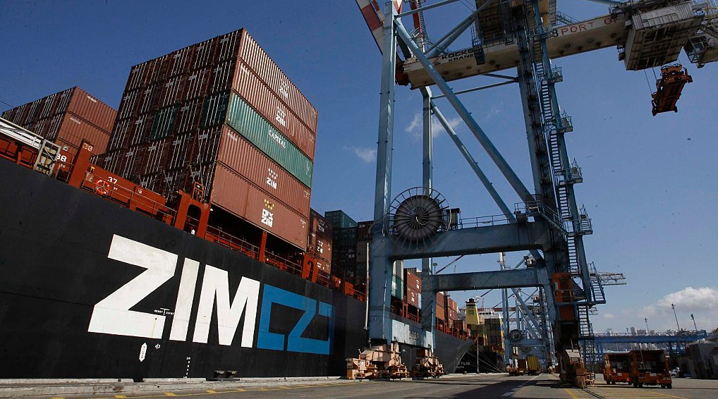 ZIM ship at port.png