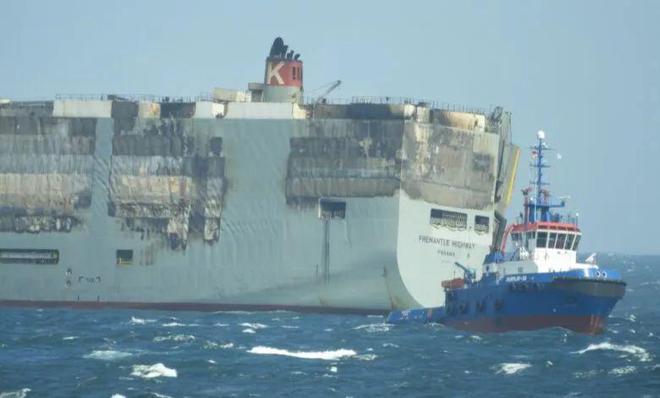 Fremantle Highway - fire.jpg