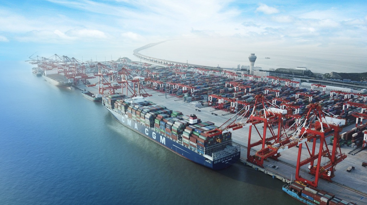 CMA CGM - ship at SIPG.png