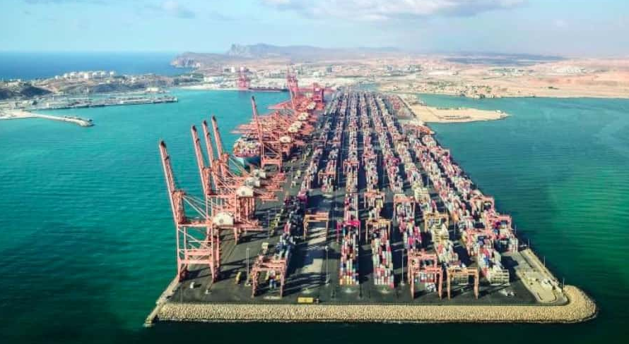 Salalah port - full see small picture.png