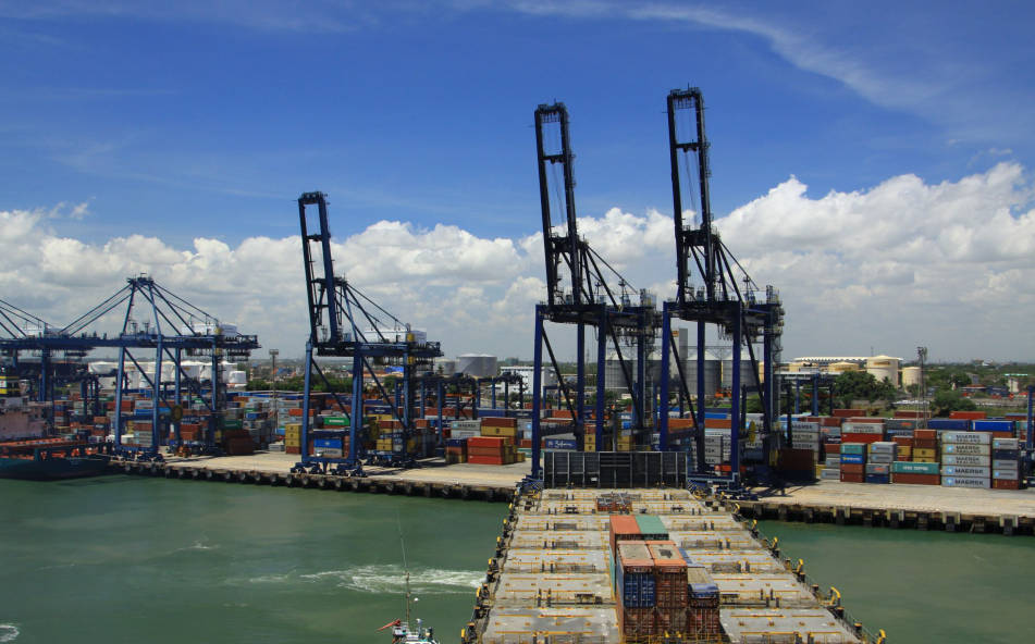 Dar es Salaam container terminal.png