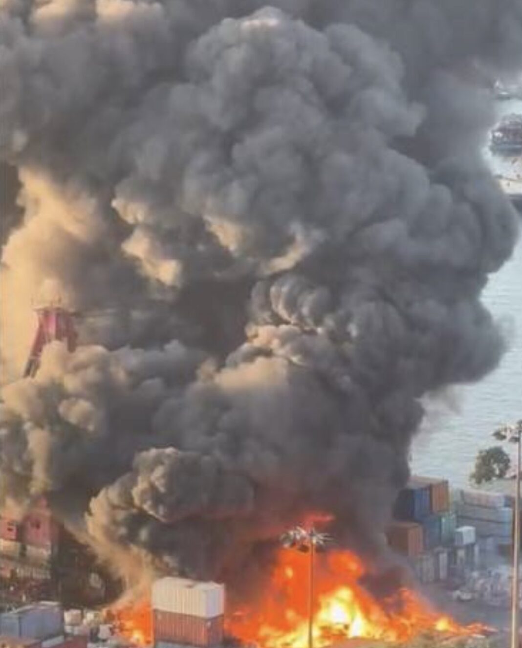 Yau-Ma-Tei-fire-1068x1326.jpg