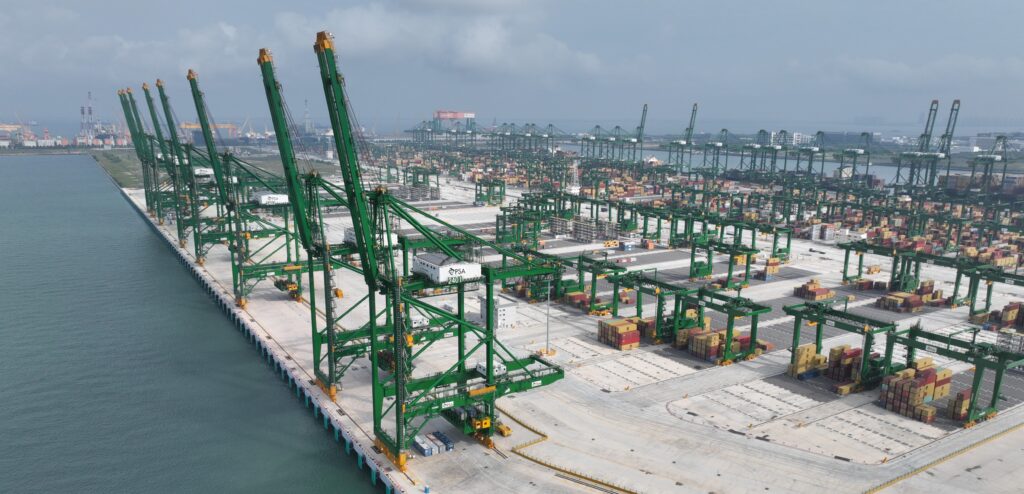 Tuas-New-Berths-1024x494.jpg