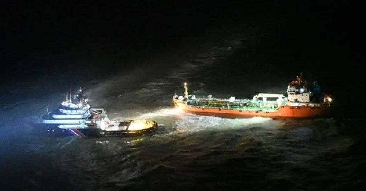 Tug Saves Product Tanker